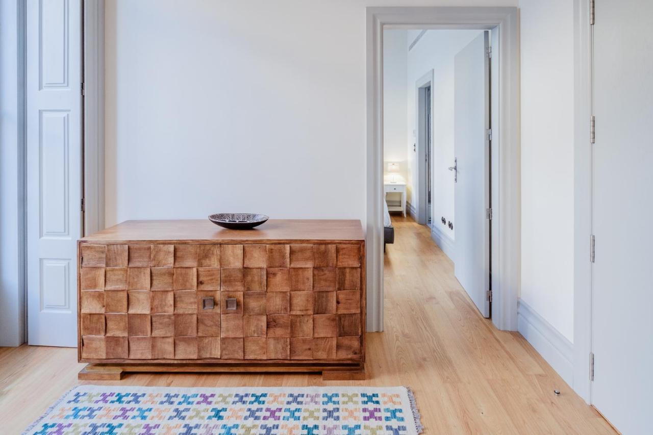 Boutique Rentals - Toledos One & Only Apt In Historical Center Of Porto Buitenkant foto
