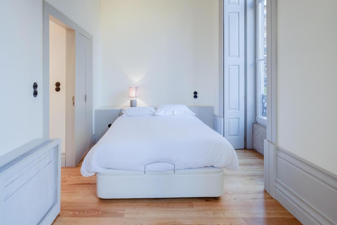 Boutique Rentals - Toledos One & Only Apt In Historical Center Of Porto Buitenkant foto