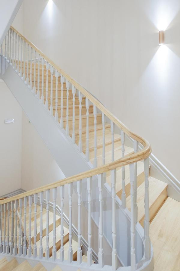 Boutique Rentals - Toledos One & Only Apt In Historical Center Of Porto Buitenkant foto